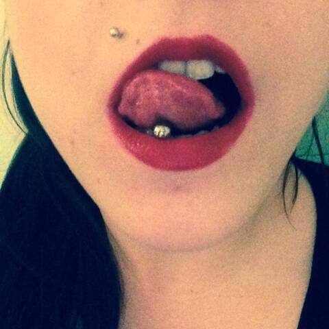 Piercing alla lingua ;)